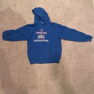 Chicago cubs sweatshirt